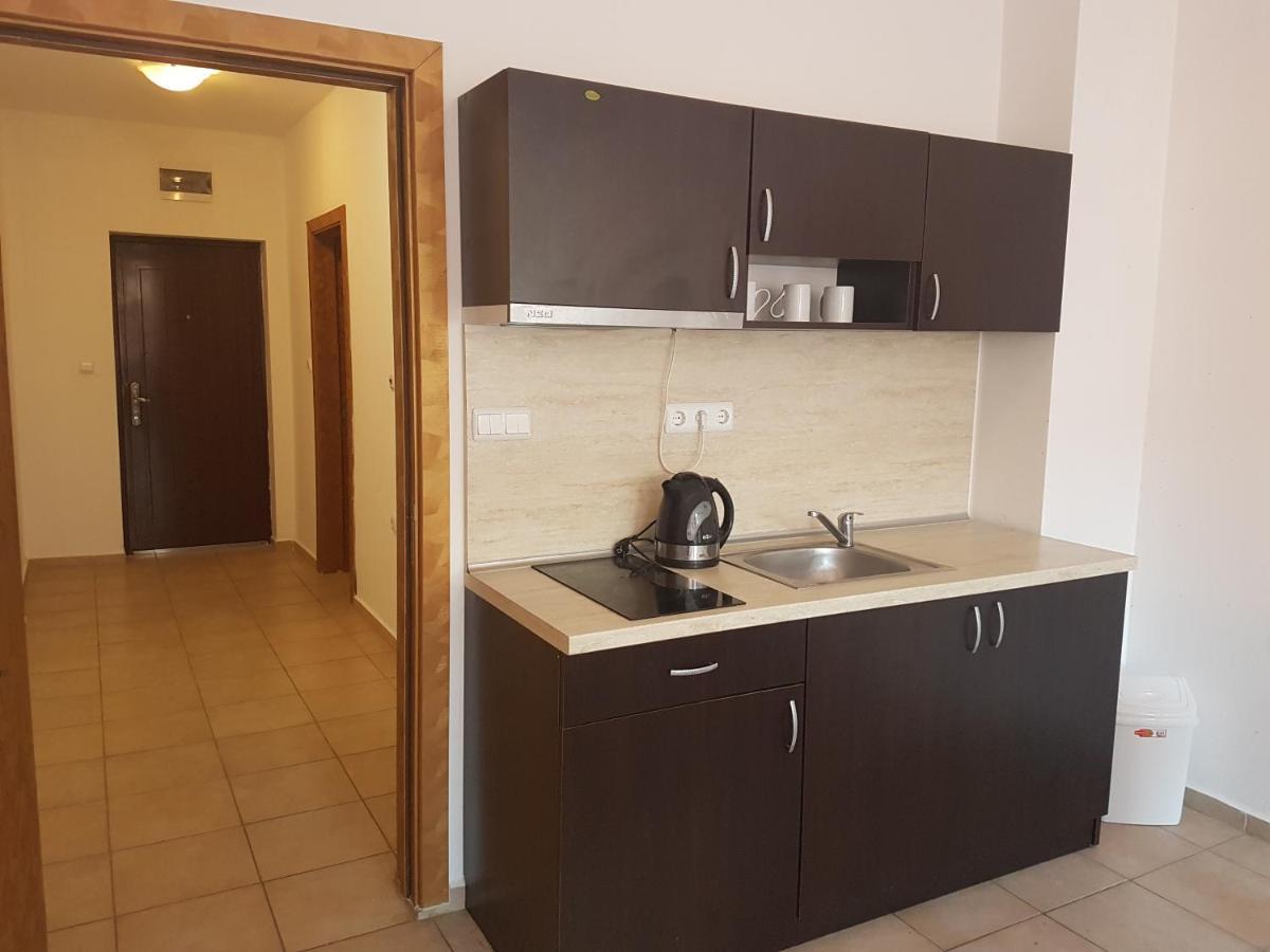 Salt Lake Aparthotel Pomorie Eksteriør billede